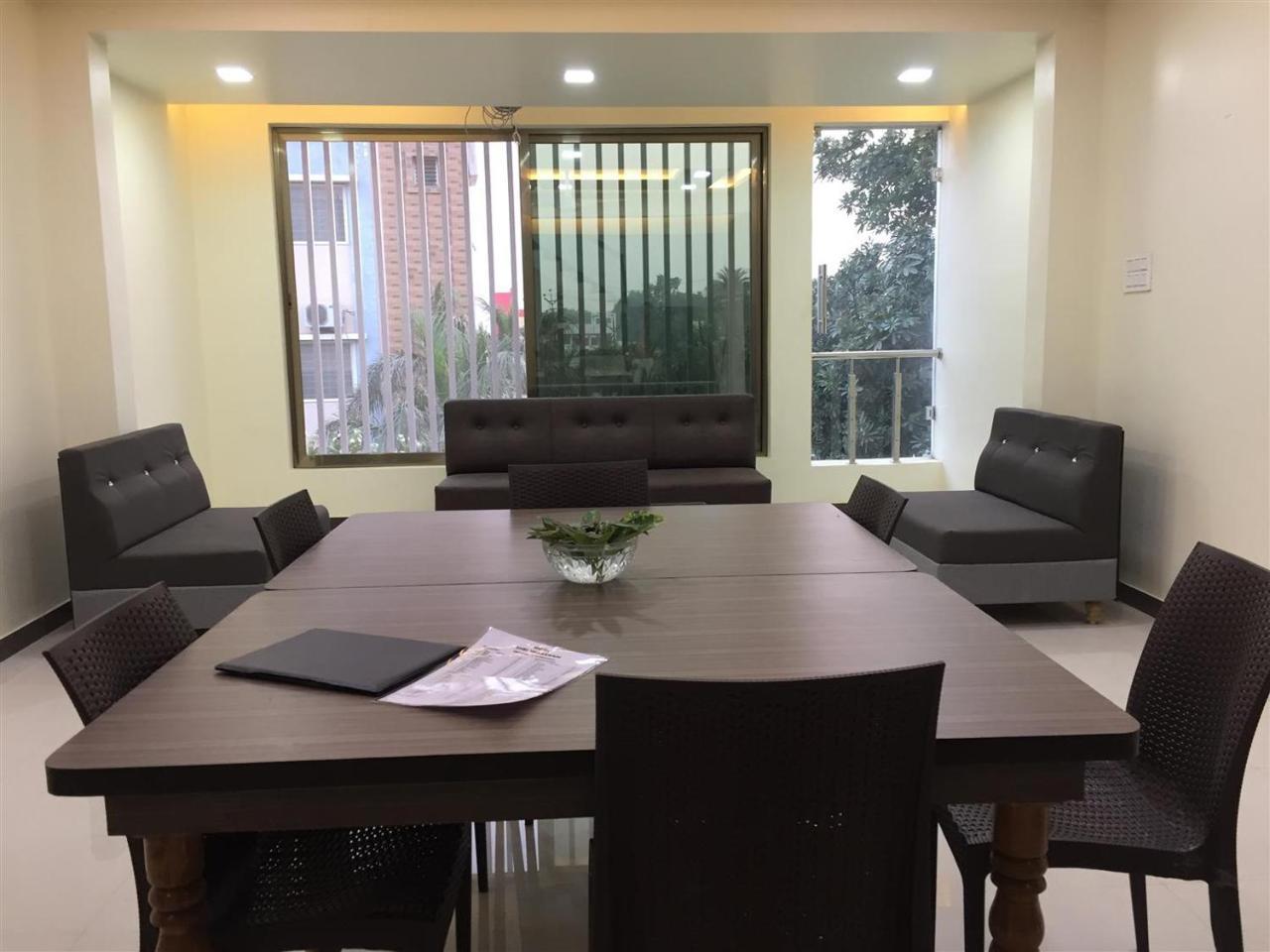 Hotel Shri Sharanam Maheshwar Eksteriør bilde