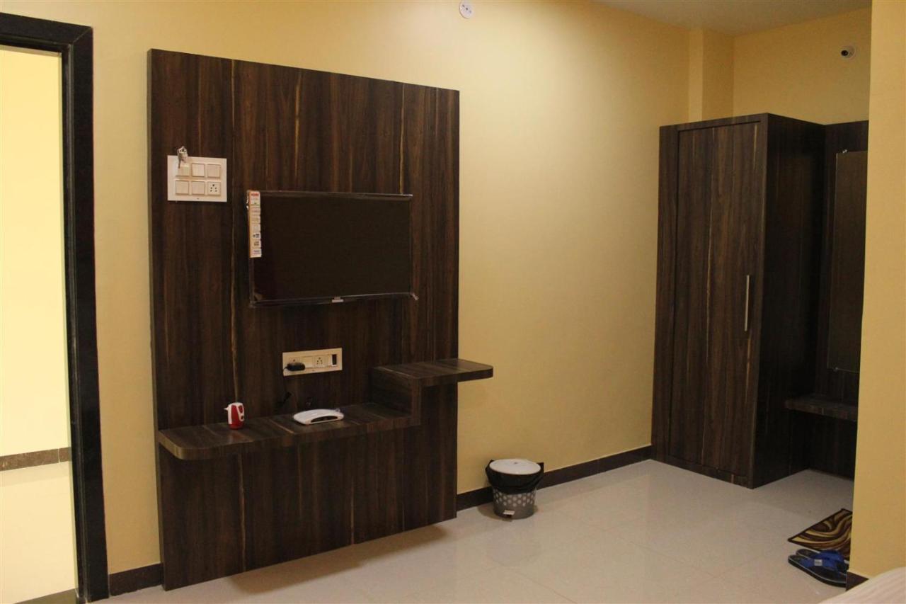 Hotel Shri Sharanam Maheshwar Eksteriør bilde
